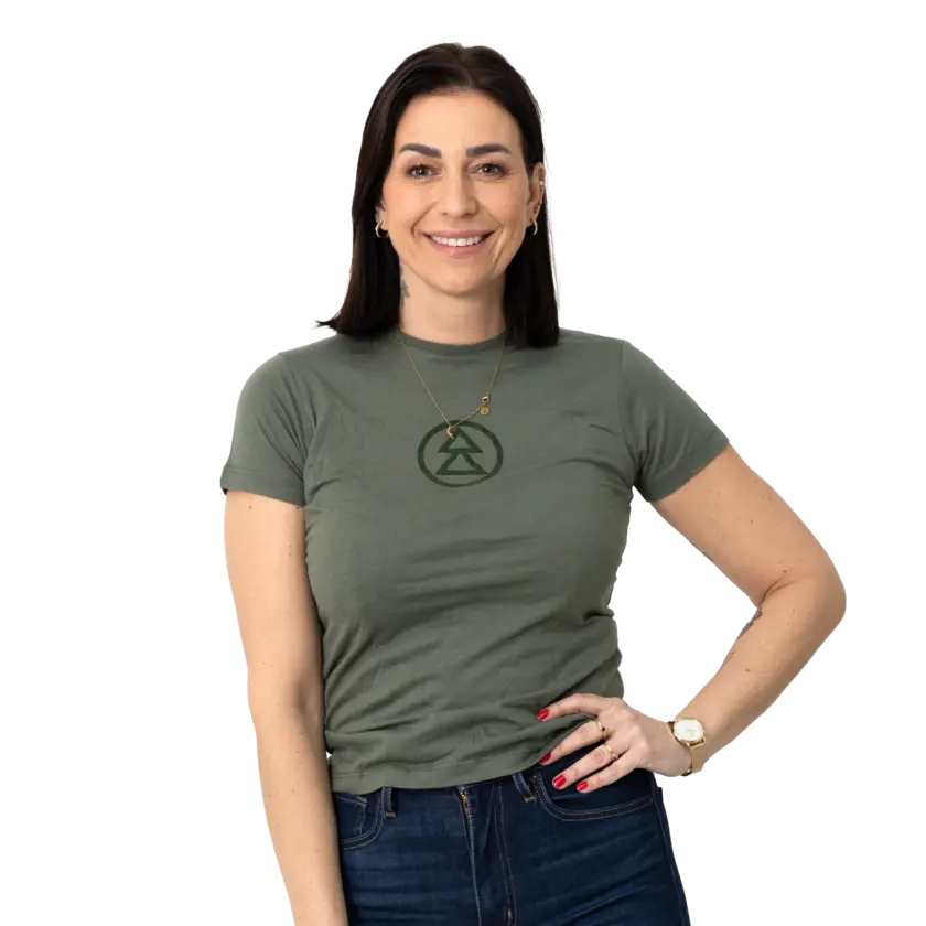 grön södratshirt med grön logga